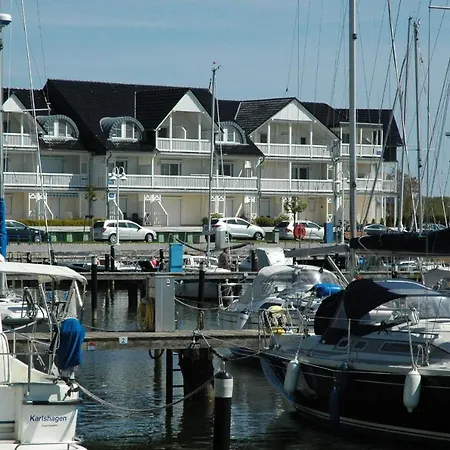 Hotel Hafenidyll Nr. 18 *